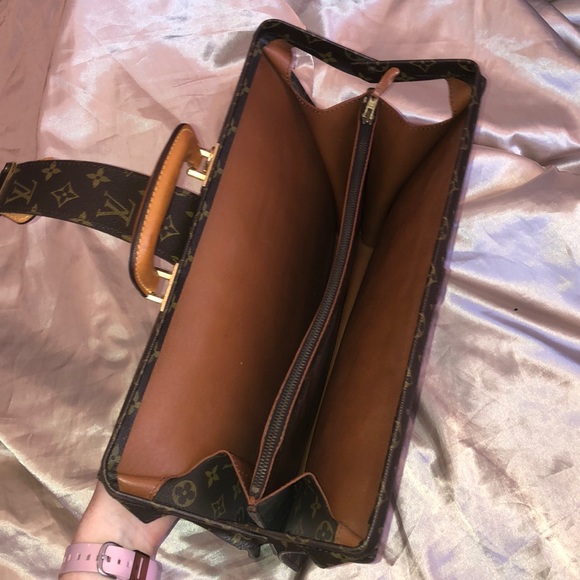 Luis Vuitton Vintage Portfolio Briefcase - Picture 10 of 16